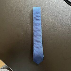 Calvin Klein Blue Stripe Tie - 75% Silk & 25% Cotton, Elegant & Stylish